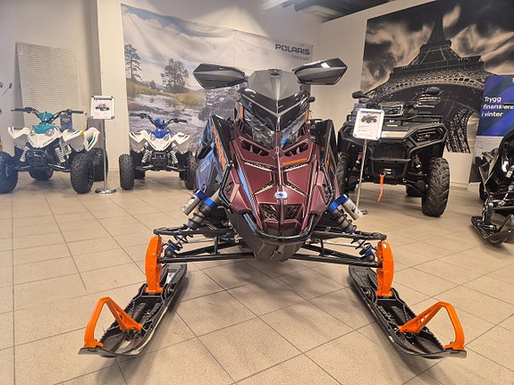 Polaris 9R Switchback ASSAULT 146" 2 of 7