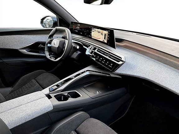 Peugeot e-3008 6 of 14