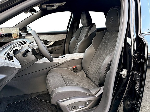 Peugeot e-3008 11 of 14