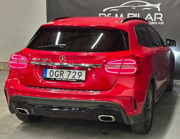 Mercedes-Benz GLA180 d 8 of 27