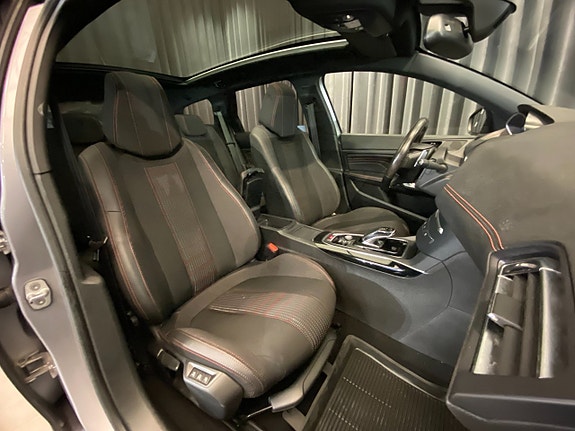 Peugeot 308 SW 9 of 30