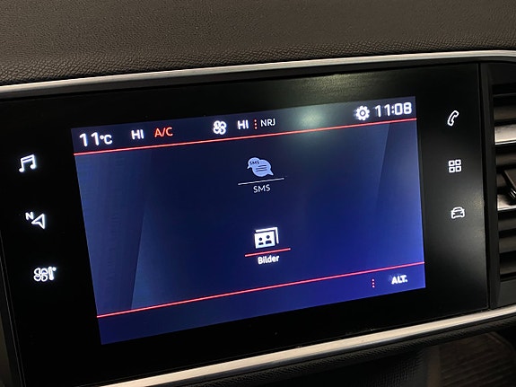 Peugeot 308 SW 17 of 30