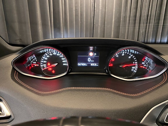 Peugeot 308 SW 12 of 30