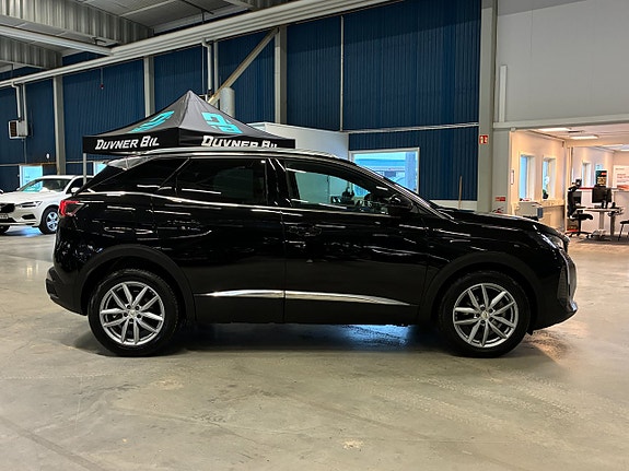 Peugeot 3008 3 of 5