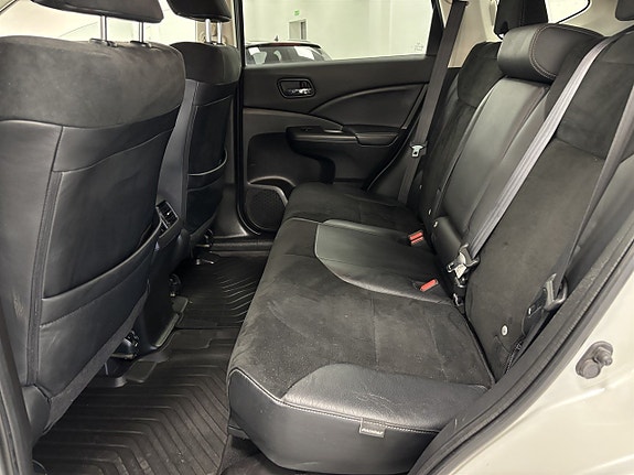 Honda CR-V 7 of 13