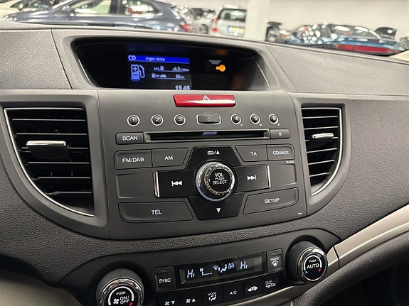 Honda CR-V 11 of 13