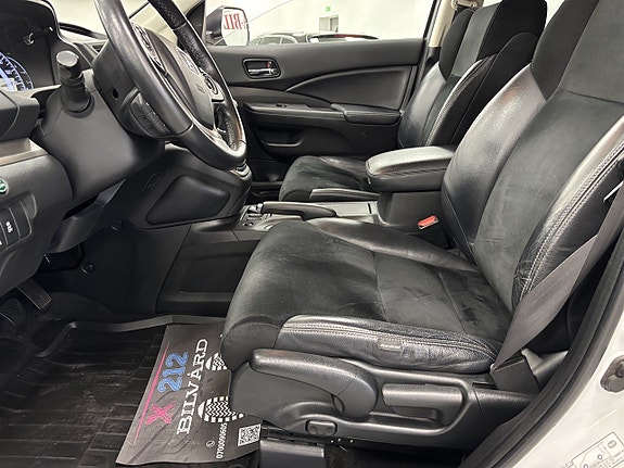 Honda CR-V 9 of 13