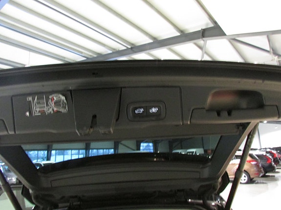 Volvo XC60 17 of 19