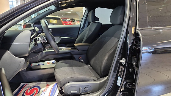 Hyundai Ioniq 6 7 of 19