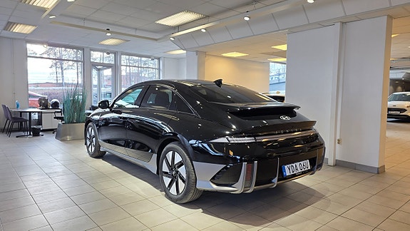 Hyundai Ioniq 6 5 of 19