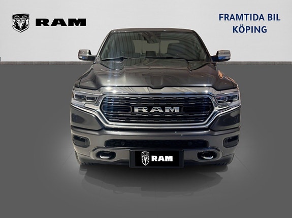 Dodge RAM 1500 2 of 5
