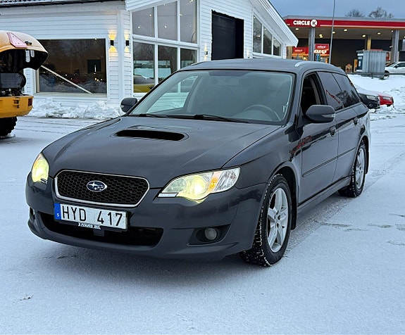 Subaru Legacy 4 of 7