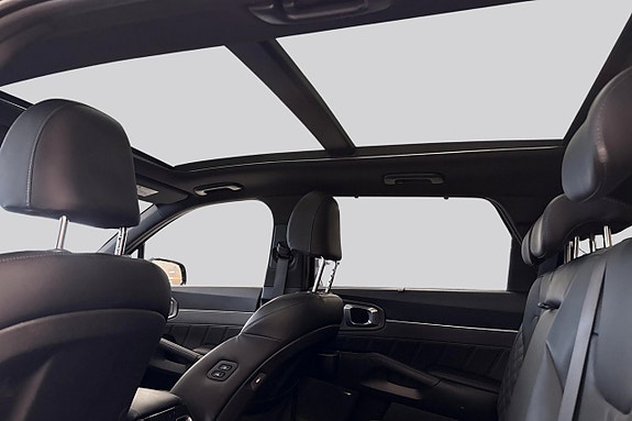 Kia Sorento 16 of 17