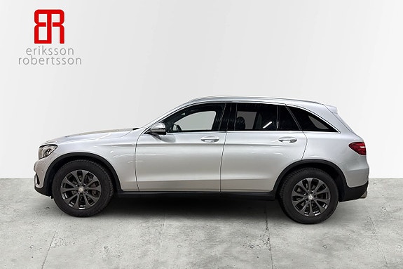 Mercedes-Benz GLC220 d 2 of 5