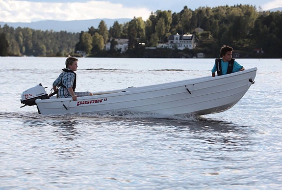 Pioner 13 utställningsex till utförsäljningspris