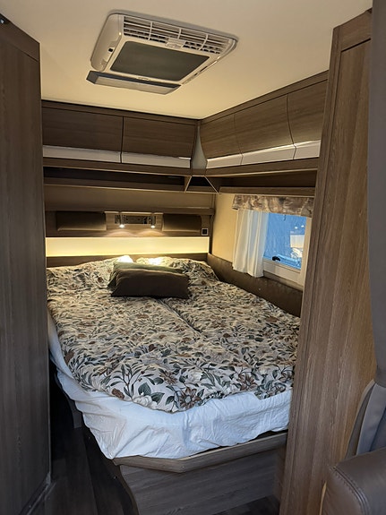 KABE 740 GXL Royal 15 of 20