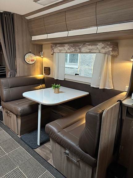 KABE 740 GXL Royal 8 of 20