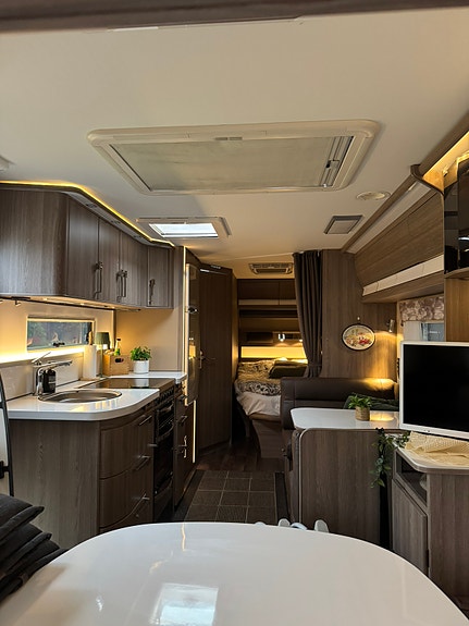 KABE 740 GXL Royal 16 of 20