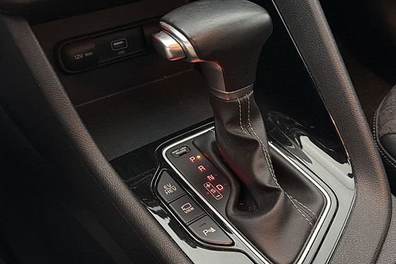 Kia Niro 9 of 16