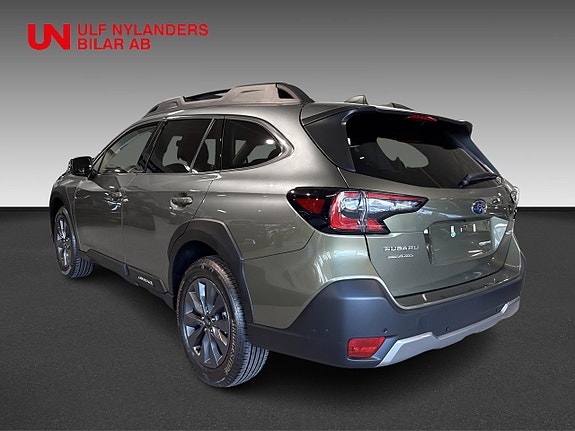 Subaru Outback 2 of 15