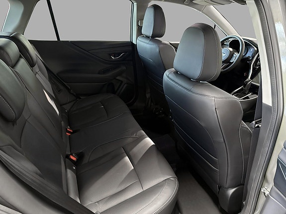 Subaru Outback 11 of 15