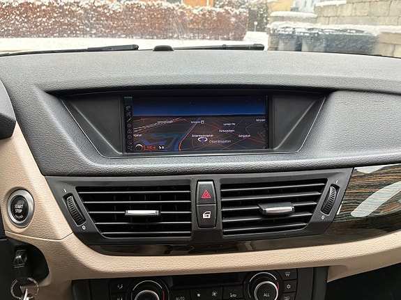 BMW X1 20 of 22