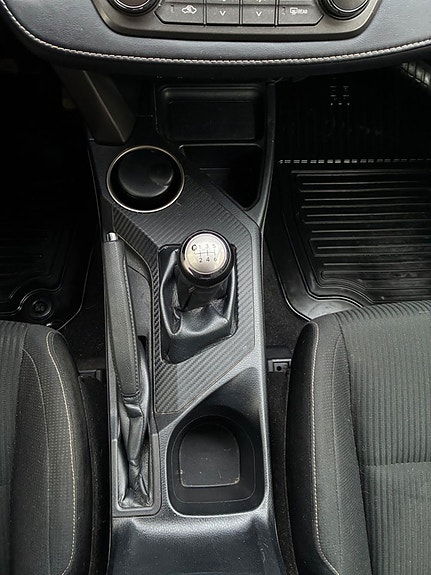 Toyota RAV4 16 of 25