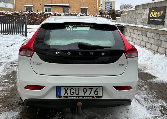 Volvo V40 8 of 20