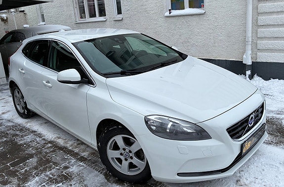 Volvo V40 4 of 20