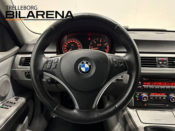 BMW 320 15 of 19