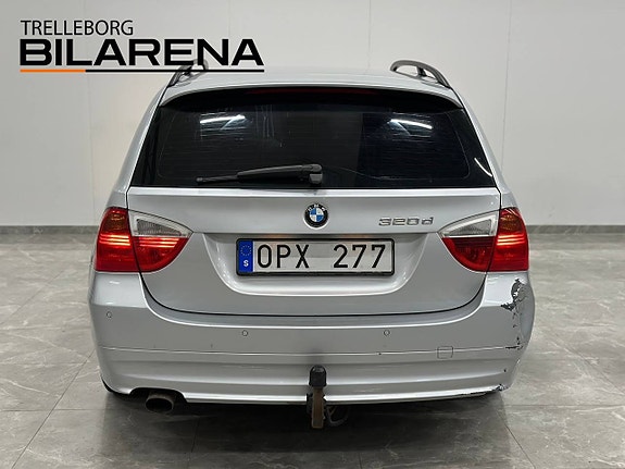 BMW 320 7 of 19