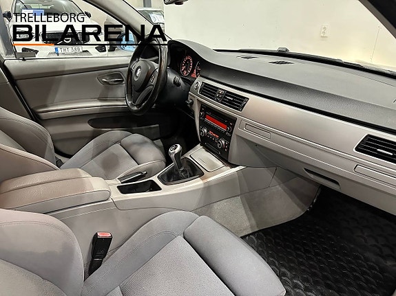 BMW 320 13 of 19