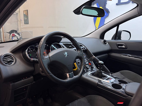 Peugeot 3008 9 of 24