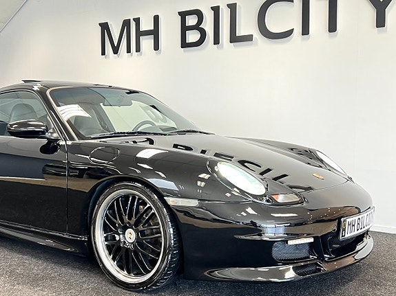 Porsche 911 3 of 5
