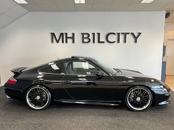 Porsche 911 6 of 12
