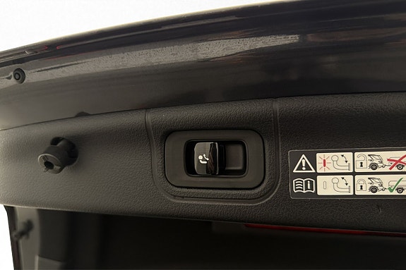 Mercedes-Benz C300 de 26 of 30