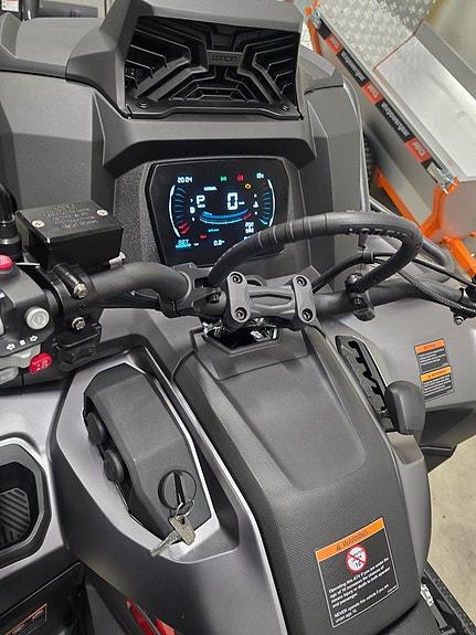 Loncin Xwolf 1000 MUD SERVO TRAKTOR B 7 of 7