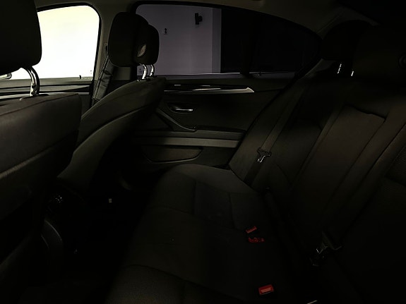 BMW 520d 9 of 25
