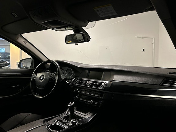 BMW 520d 15 of 25