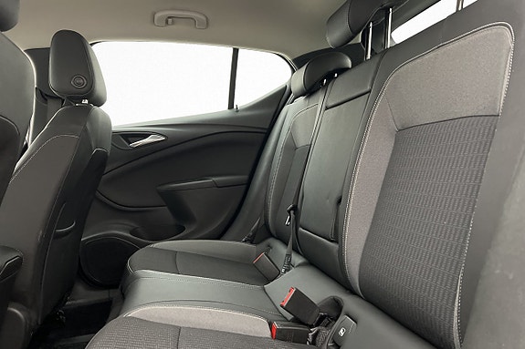 Opel Astra 23 of 24