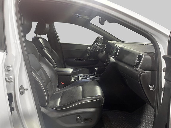 Kia Sportage 4 of 11
