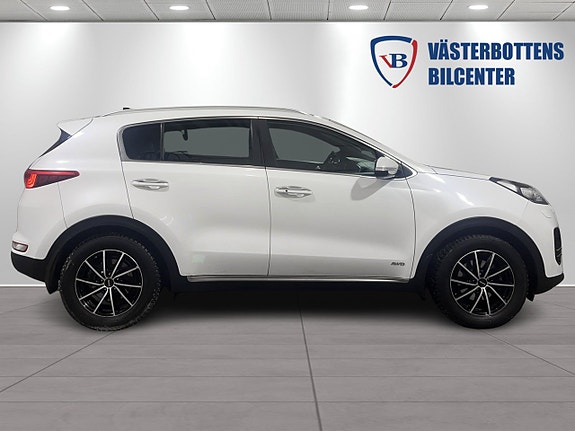 Kia Sportage 2 of 11