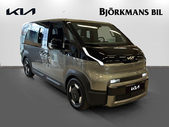 Kia PV5 3 of 18