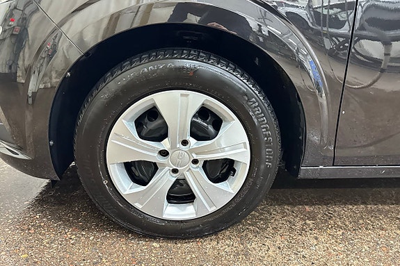 Dacia Sandero 9 of 14