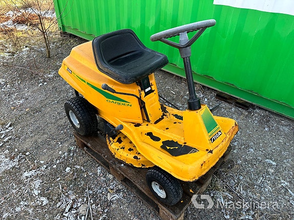 Åkgräsklippare Stiga Garden