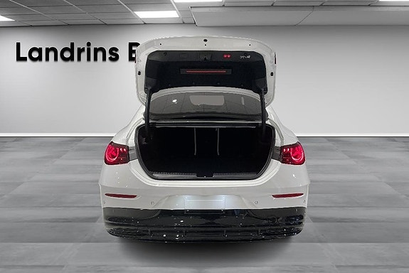 Mercedes-Benz CLA250+ 14 of 16
