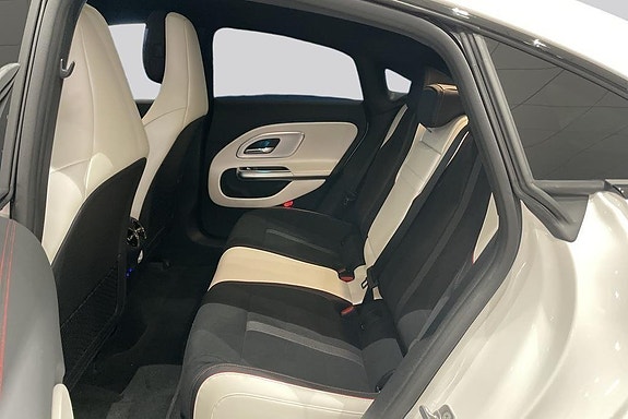 Mercedes-Benz CLA250+ 9 of 16