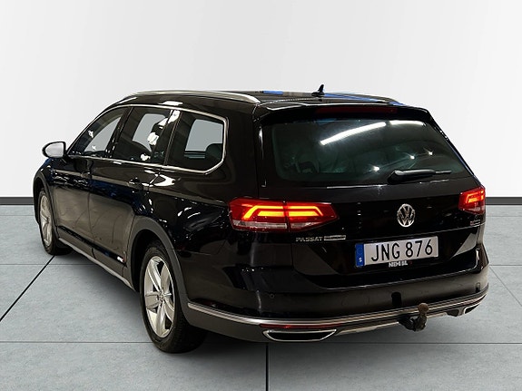 Volkswagen Passat Alltrack 5 of 5
