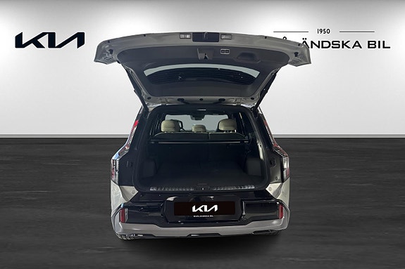 Kia EV9 14 of 17