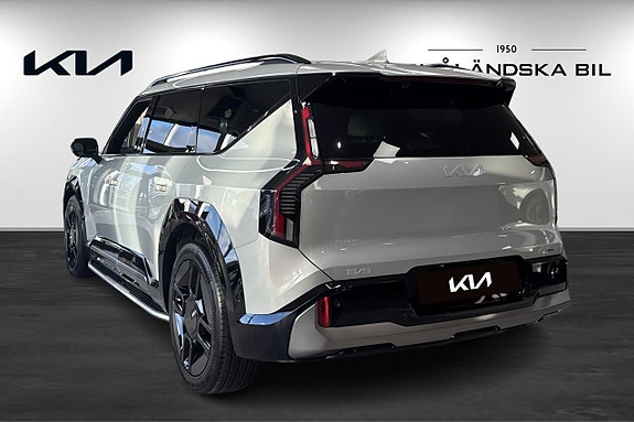 Kia EV9 6 of 17